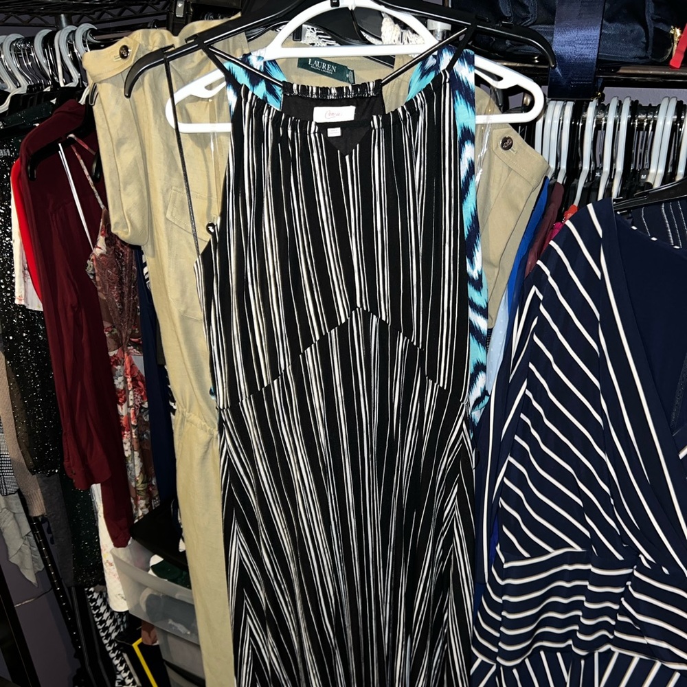 Spaghetti strap maxi dress with two slits in the side